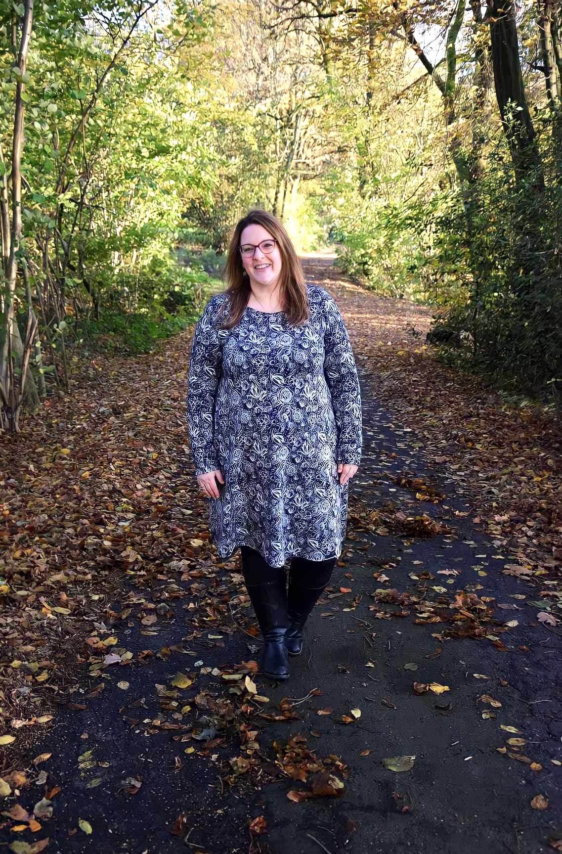 Schnittmuster Kleid Tunika A-Linie DELICIA CURVY (46-60) : - Sewando
