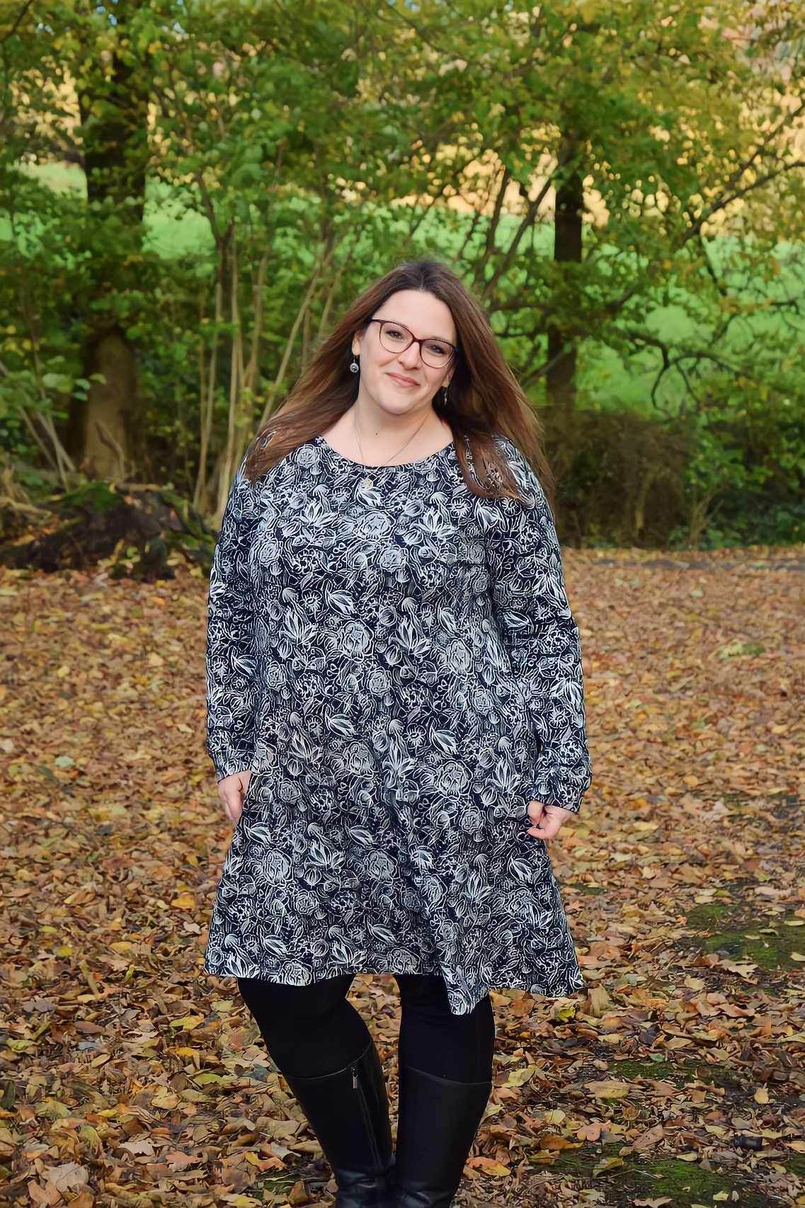Schnittmuster Kleid Tunika A-Linie DELICIA CURVY (46-60) : - Sewando