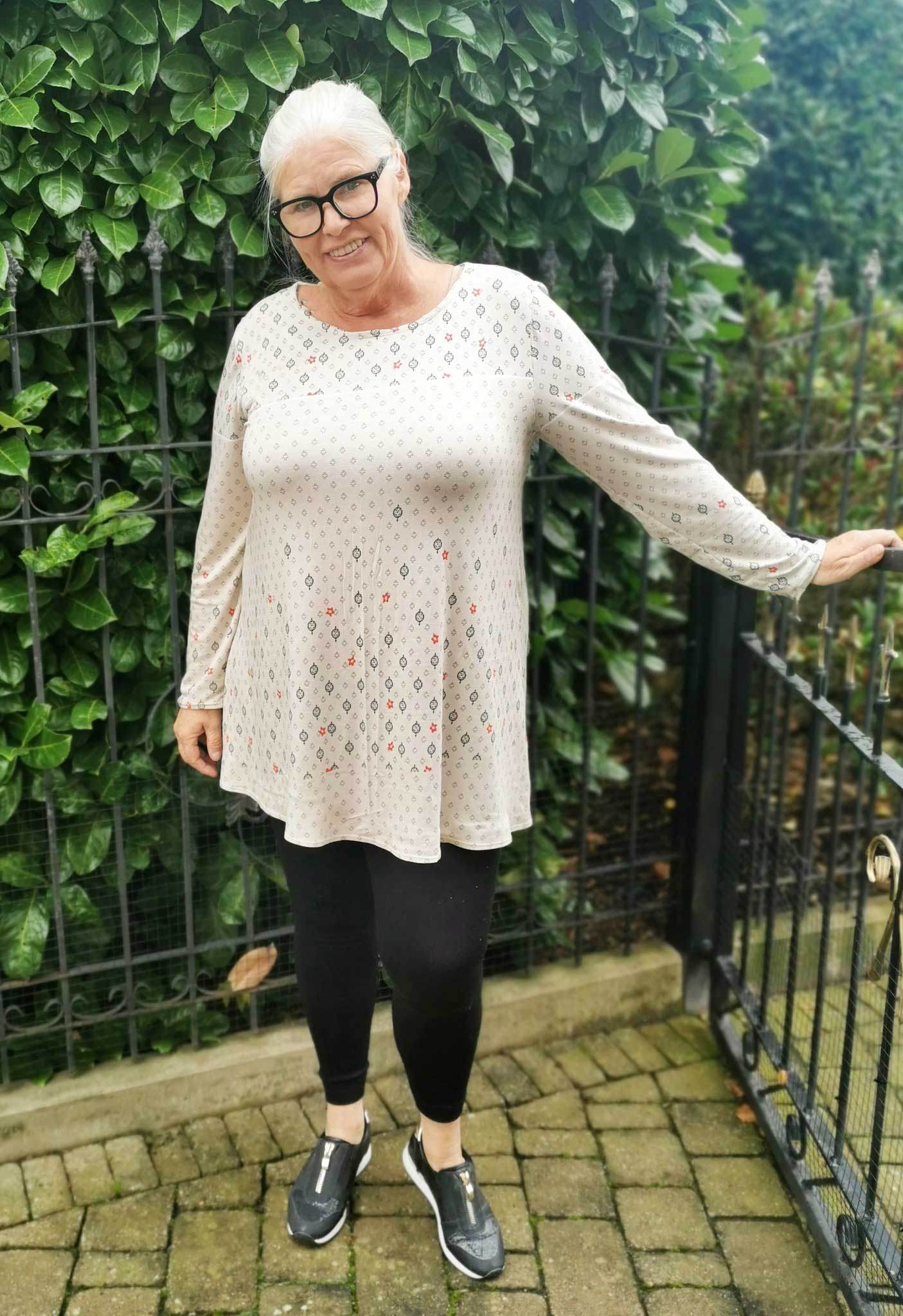 Schnittmuster Kleid Tunika A-Linie DELICIA CURVY (46-60) : - Sewando