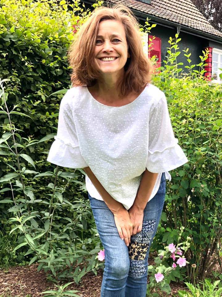 Schnittmuster Bluse mit Ärmelrüsche AREIA (34-58) : - Sewando