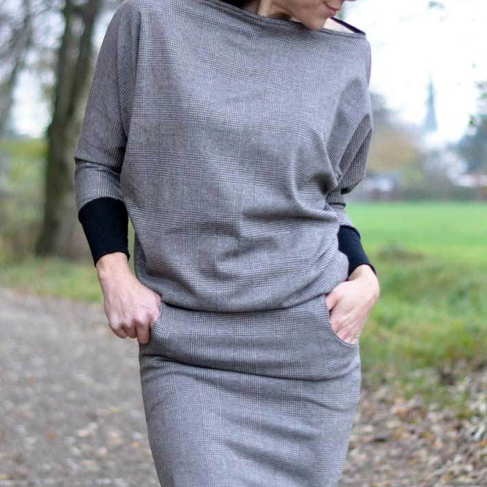 Schnittmuster Kleid mit Fledermausärmeln VELOZA (34-54) - Sewando