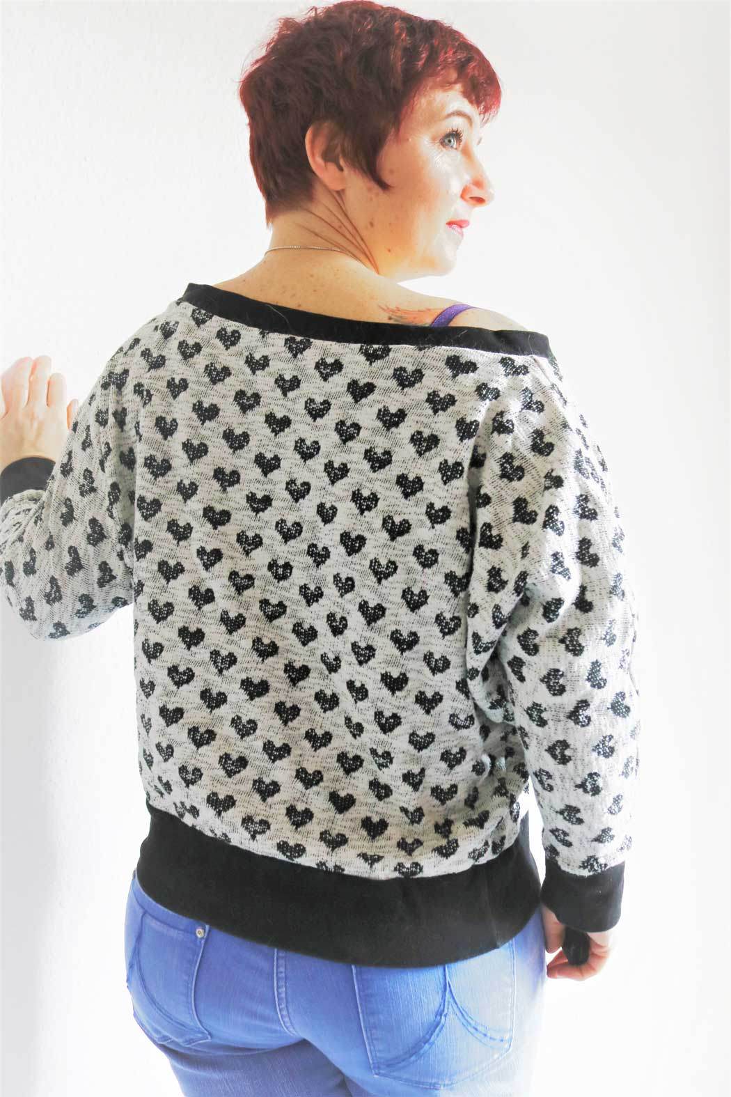 Schnittmuster Kleid, Shirt mit Fledermausärmeln GULA (34-52) : - Sewando