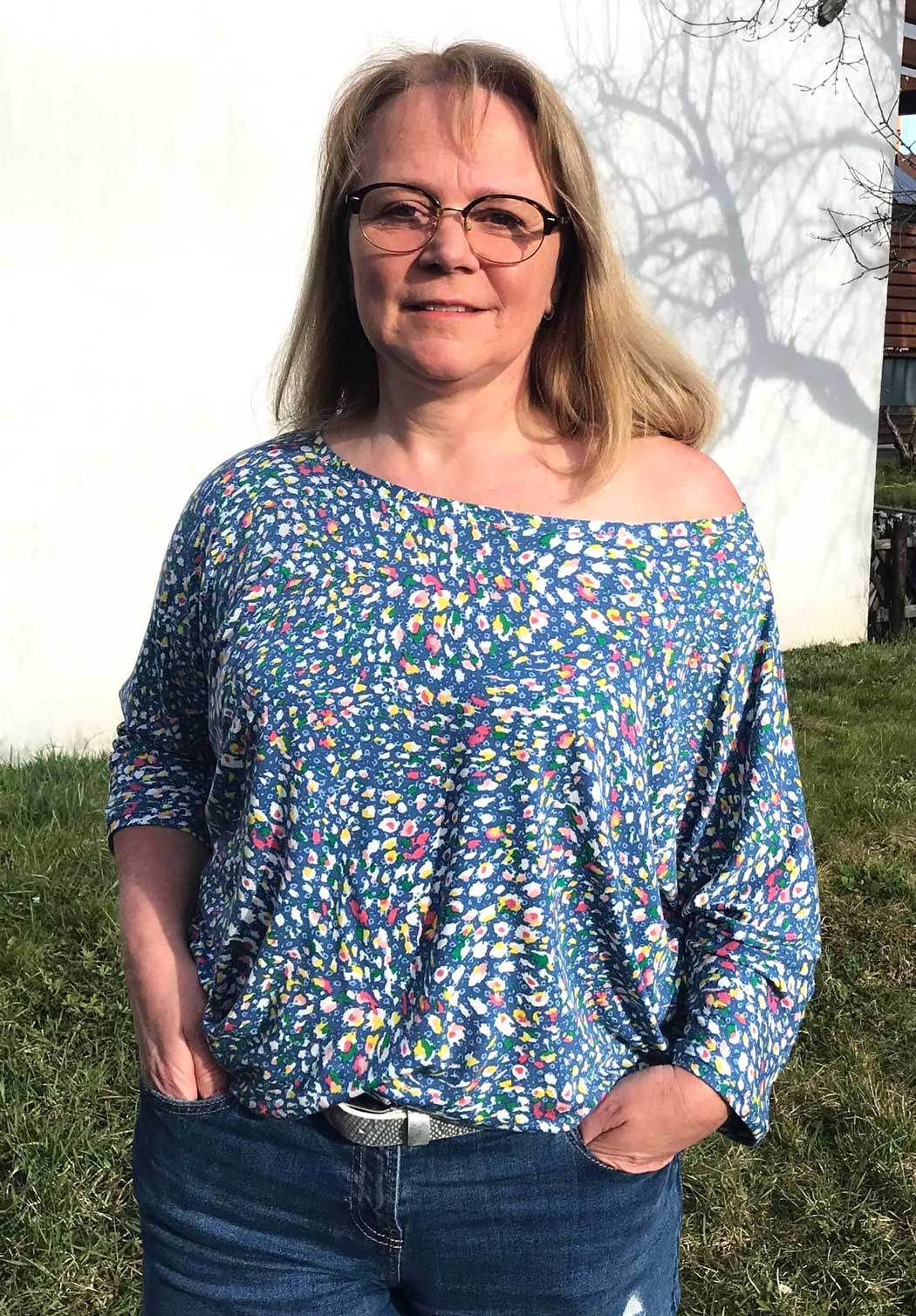 Schnittmuster Kleid, Shirt mit Fledermausärmeln GULA (34-52) : - Sewando