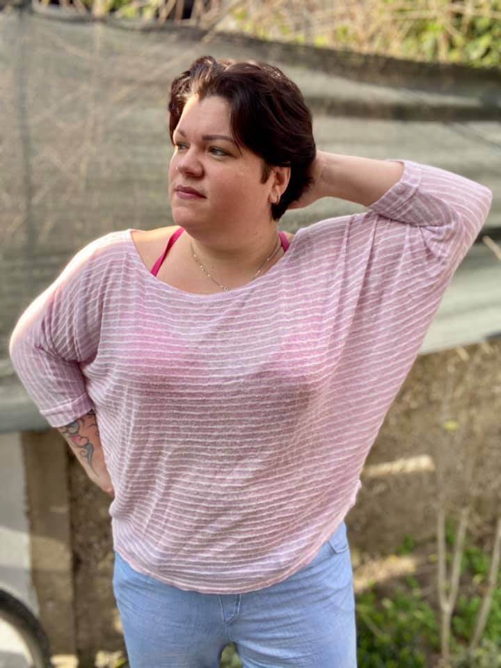 Schnittmuster Kleid, Shirt mit Fledermausärmeln GULA (34-52) : - Sewando