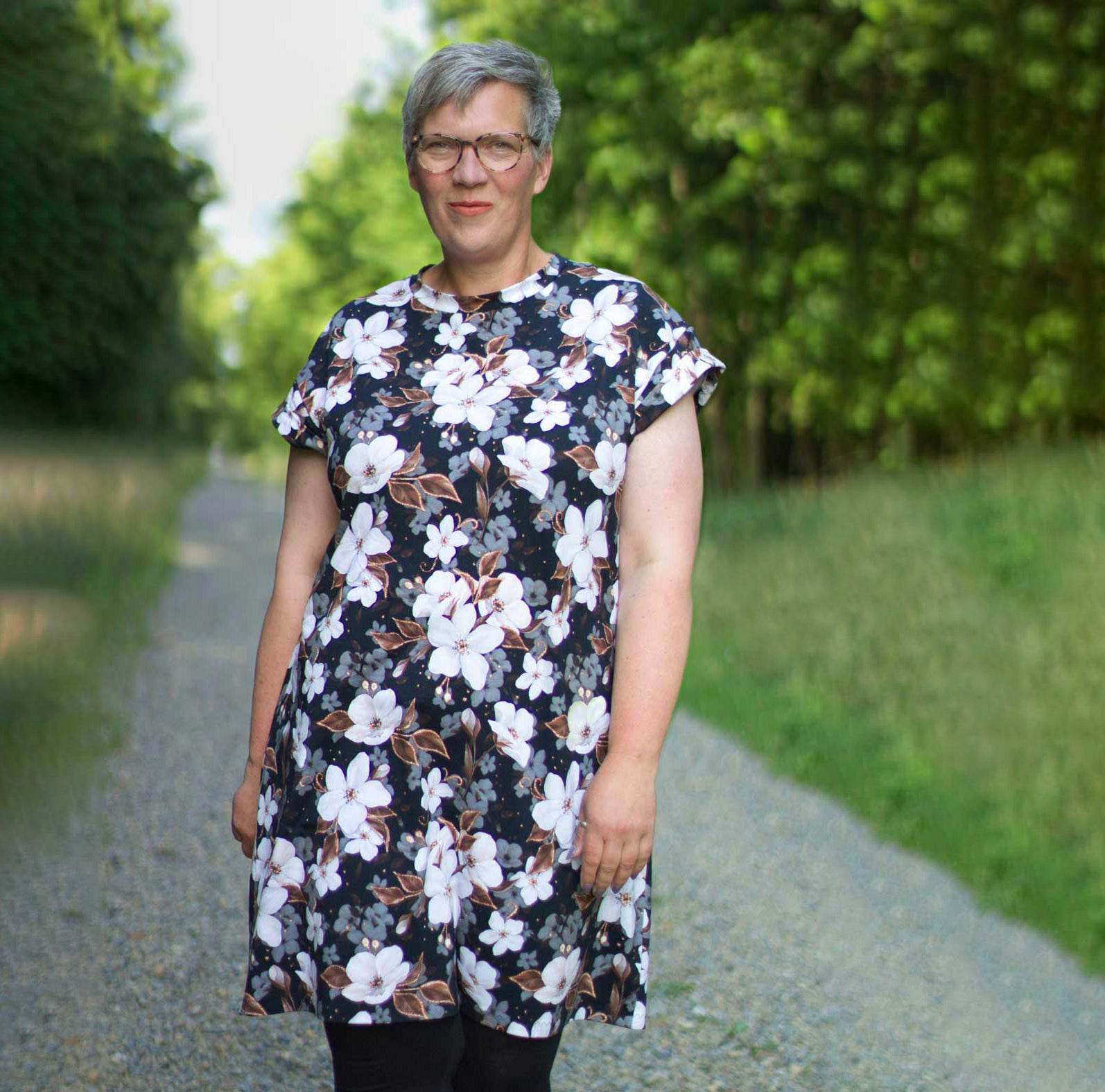 Schnittmuster T-Shirt Kleid UVA (32-58) : - Sewando