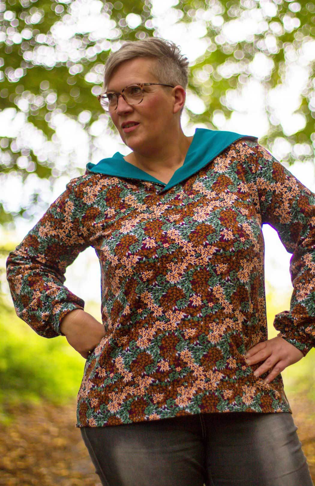 Schnittmuster Pullover mit Kapuzenkragen ACEROLA (34-58) : - Sewando