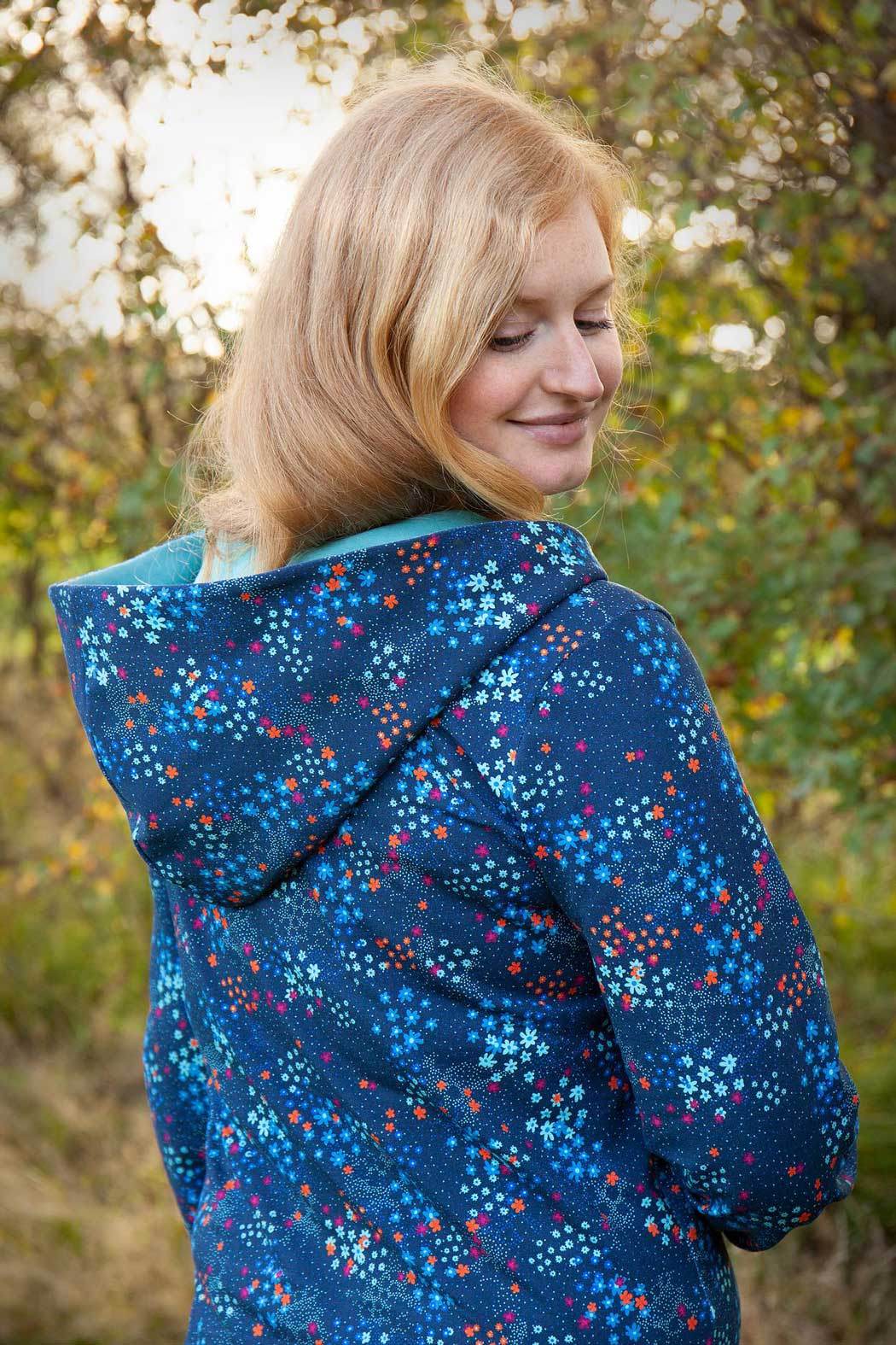 Schnittmuster Pullover mit Kapuzenkragen ACEROLA (34-58) : - Sewando