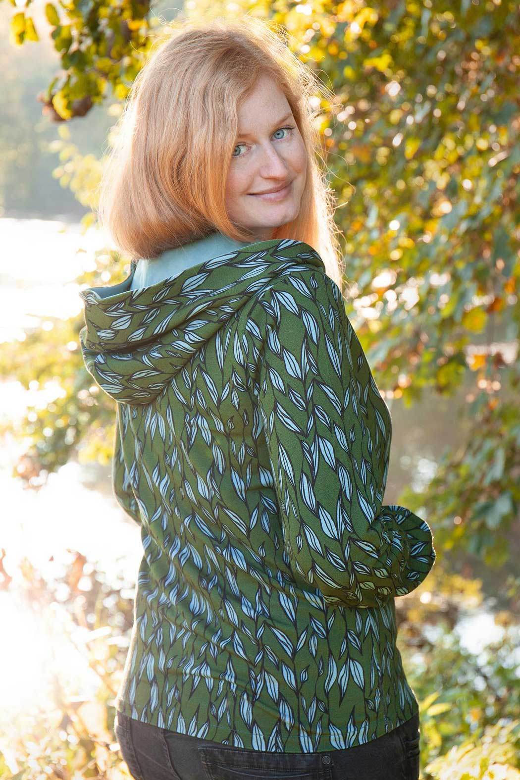 Schnittmuster Pullover mit Kapuzenkragen ACEROLA (34-58) : - Sewando