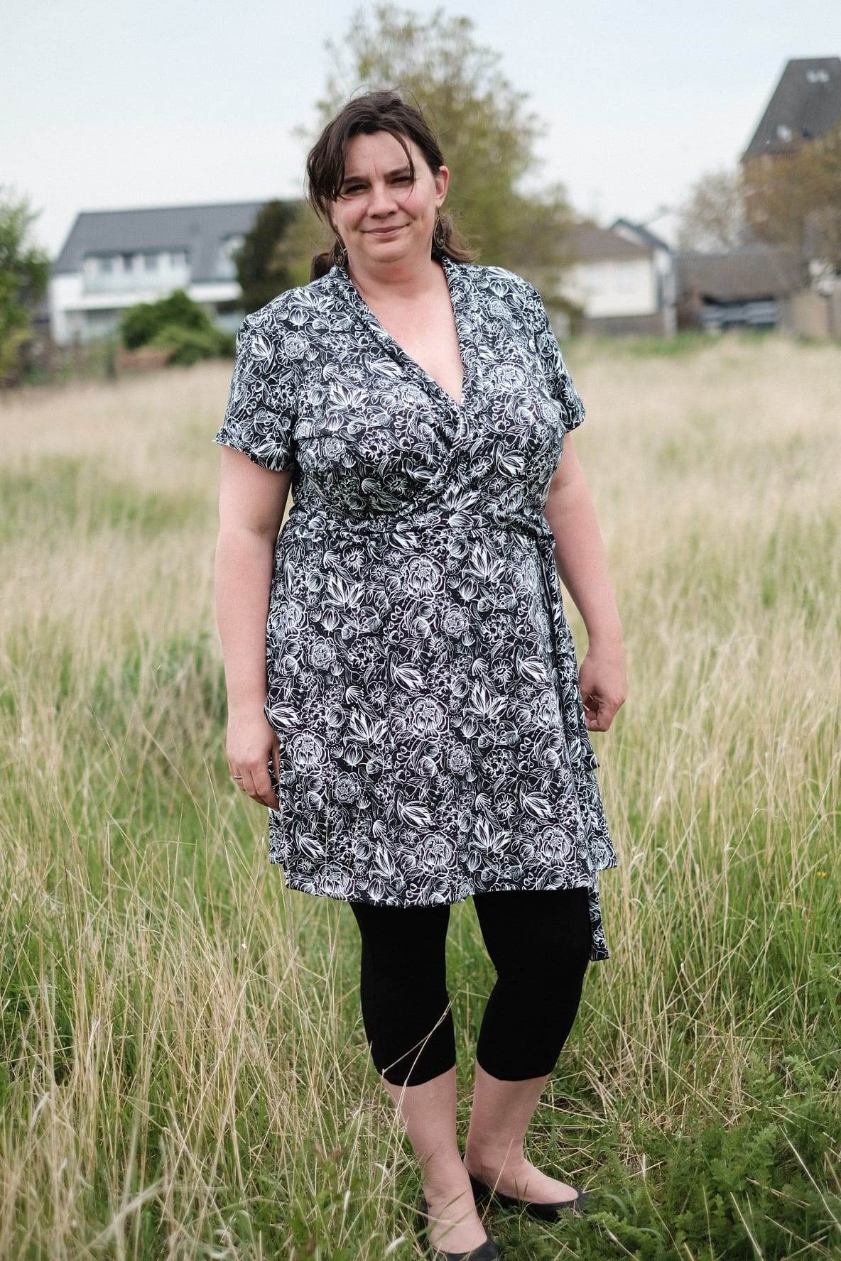 Schnittmuster Wickelkleid AURORA (34-56) : - Sewando