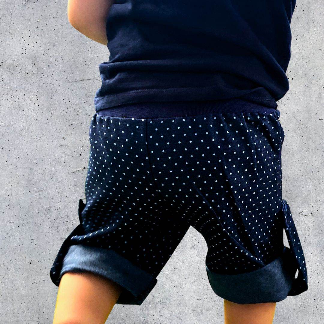 Schnittmuster Kurze Hose Ole + Matilda Gr. 86-140 - Sewando