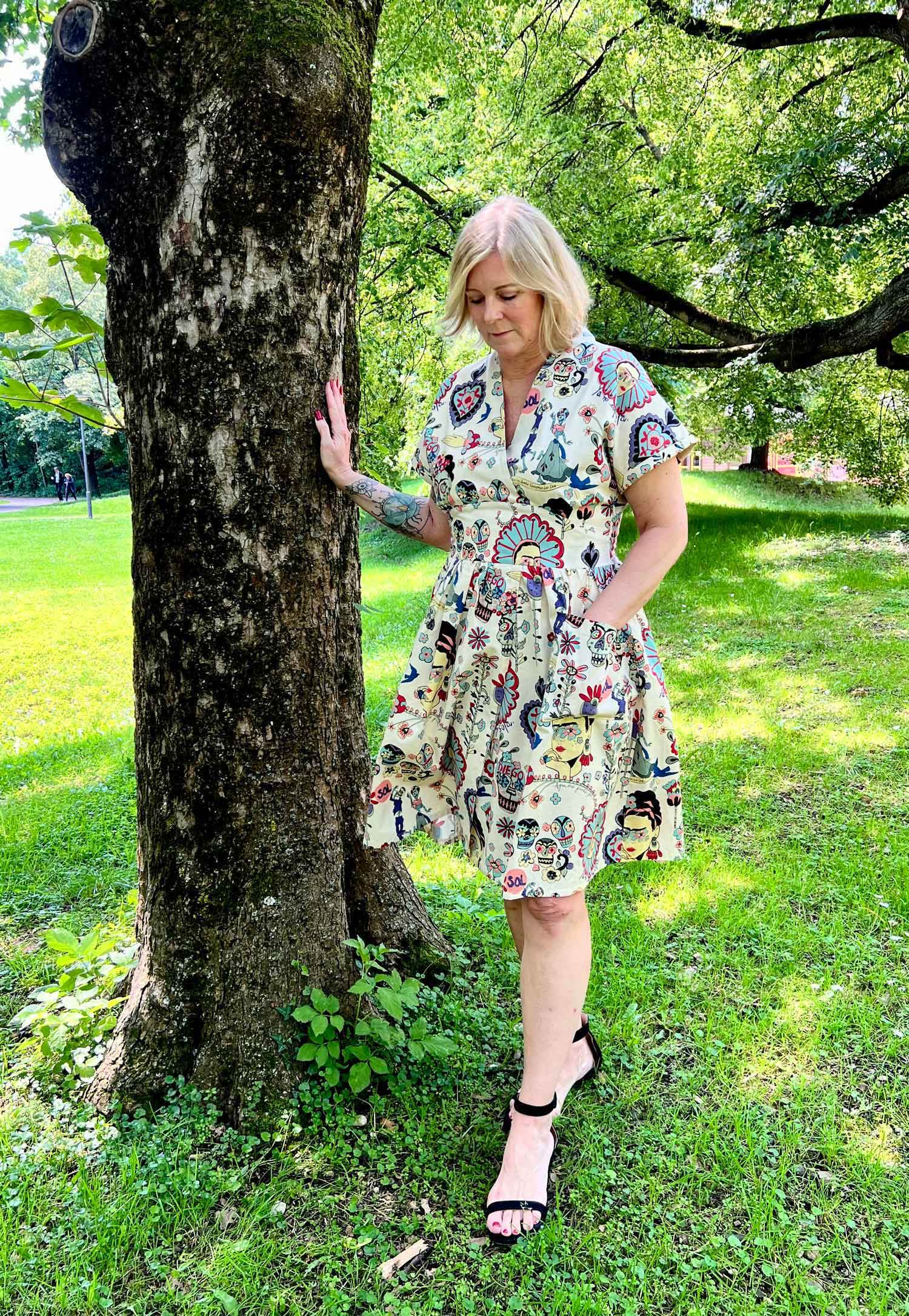 Schnittmuster Kleid im 50er Jahre Stil TULIPA (34-56) : - Sewando