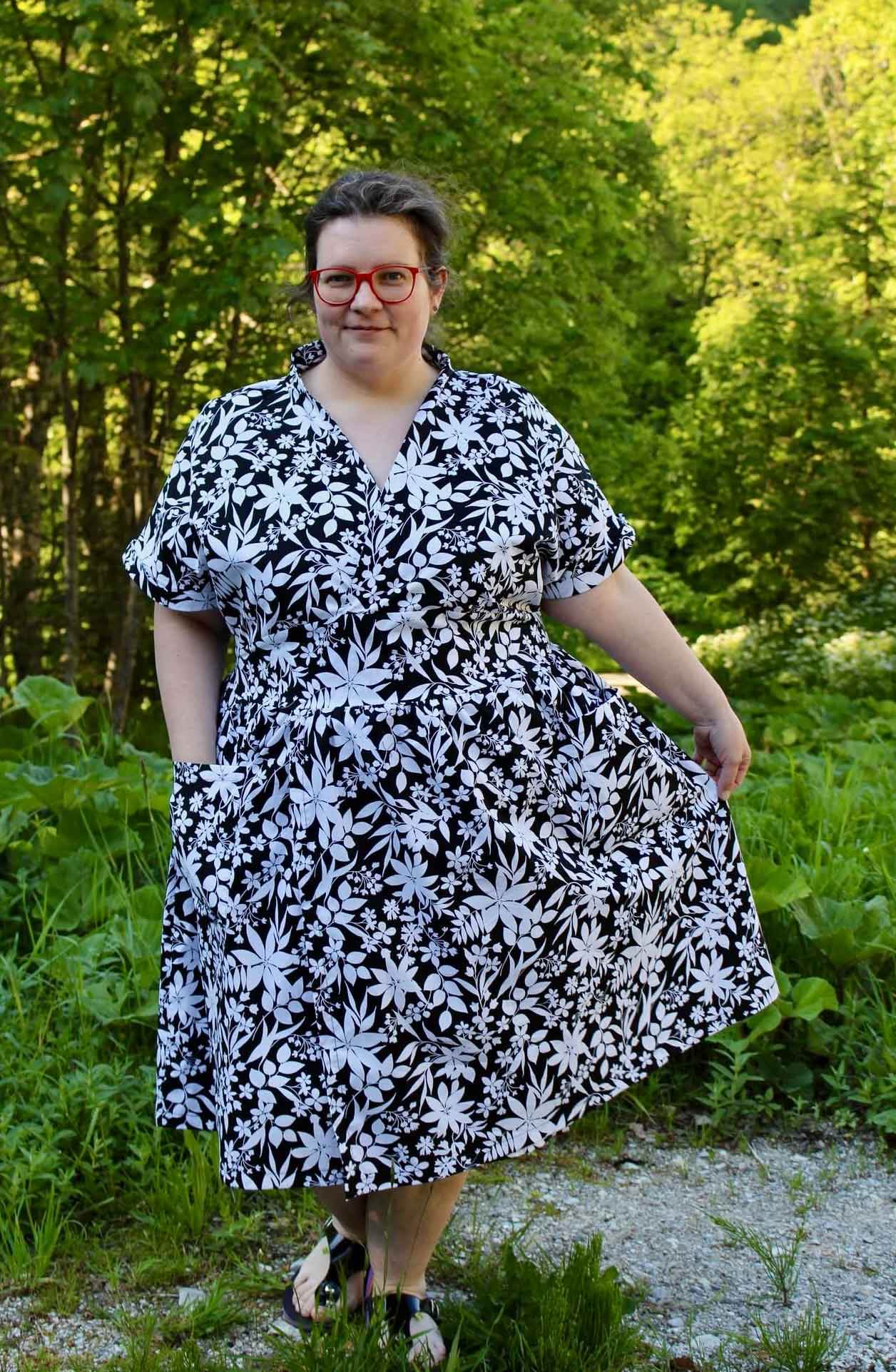 Schnittmuster Kleid im 50er Jahre Stil TULIPA (34-56) : - Sewando