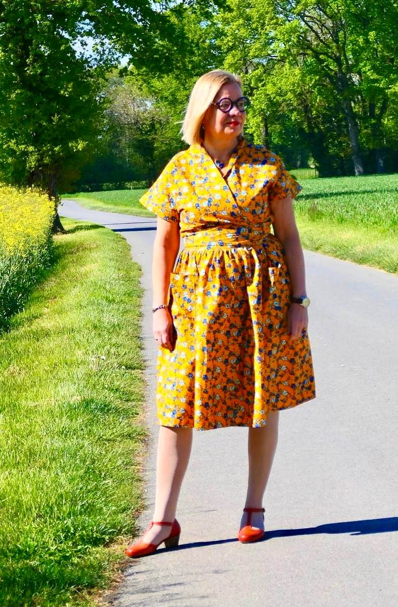 Schnittmuster Kleid im 50er Jahre Stil TULIPA (34-56) : - Sewando
