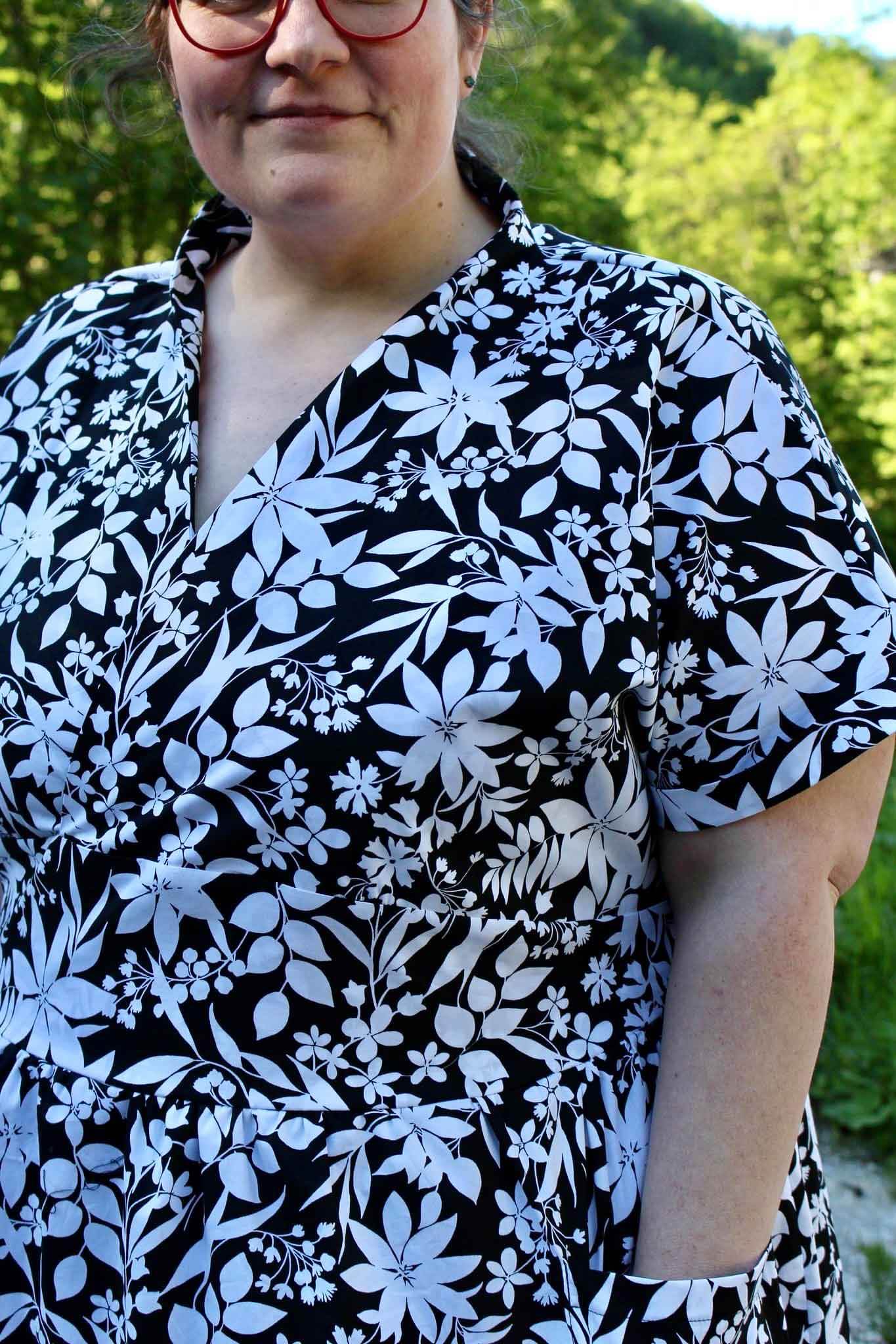 Schnittmuster Kleid im 50er Jahre Stil TULIPA (34-56) : - Sewando