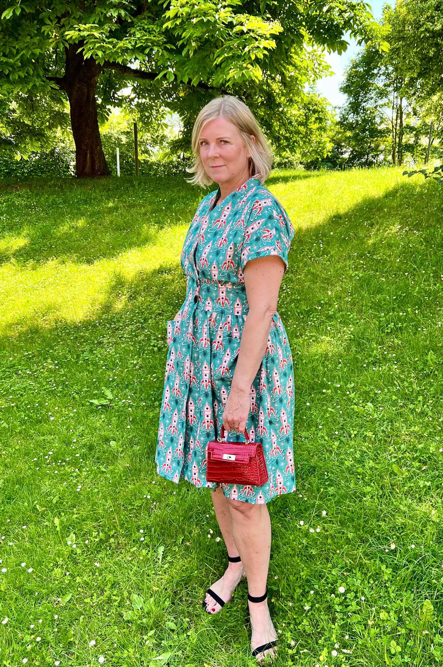 Schnittmuster Kleid im 50er Jahre Stil TULIPA (34-56) : - Sewando