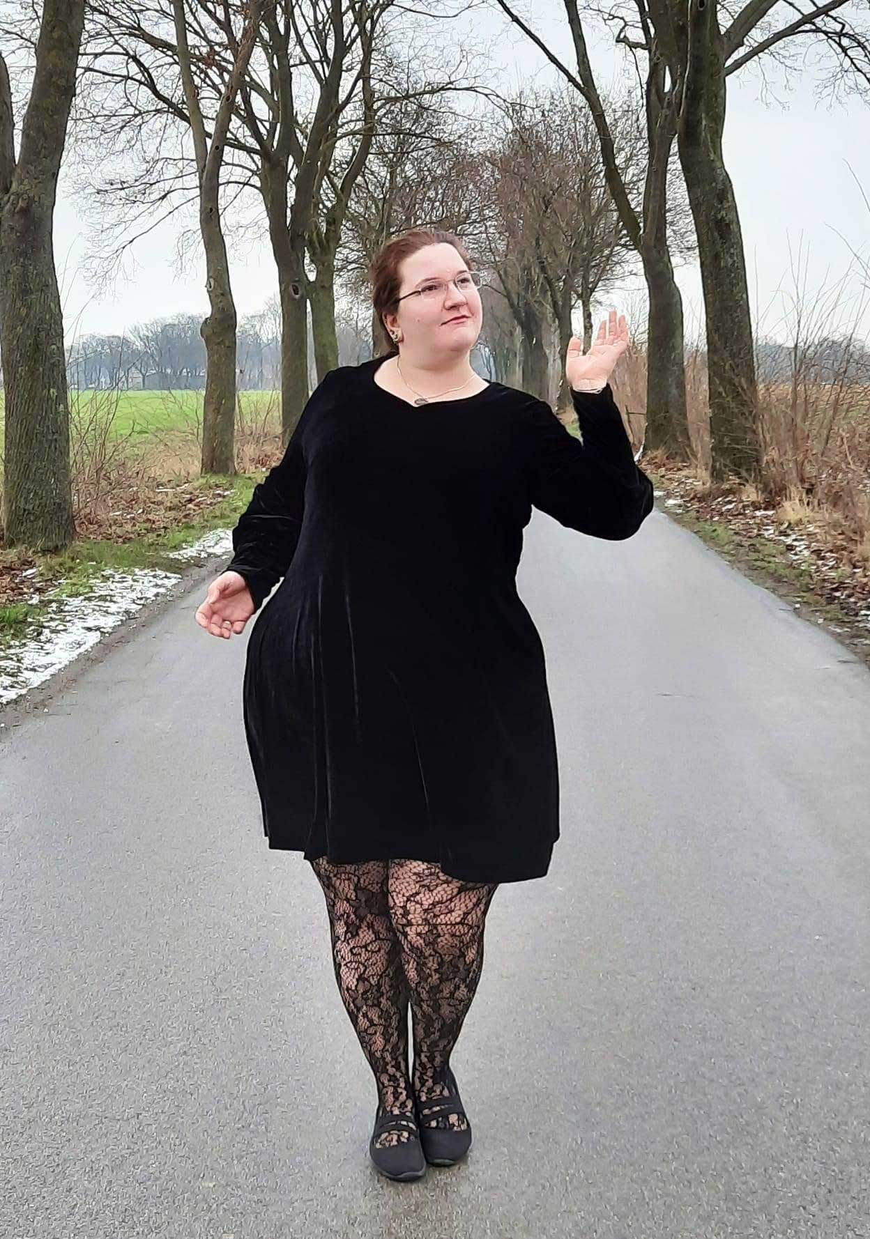 Schnittmuster Varianten-Kleid FLORIANA (32-56): - Sewando