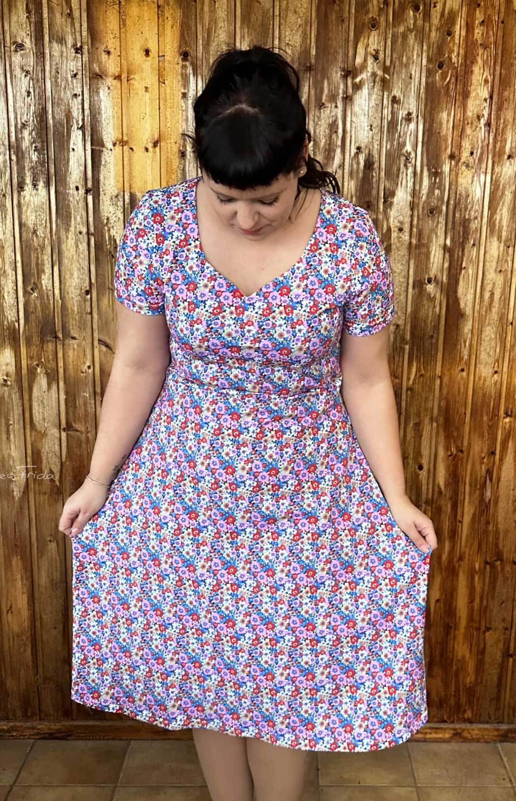 Schnittmuster Varianten-Kleid FLORIANA (32-56): - Sewando