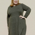 Schnittmuster Kleid mit ausgestelltem Rockteil PETROLINA (32-56) : - Sewando