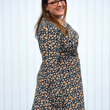 Schnittmuster Kleid mit ausgestelltem Rockteil PETROLINA (32-56) : - Sewando