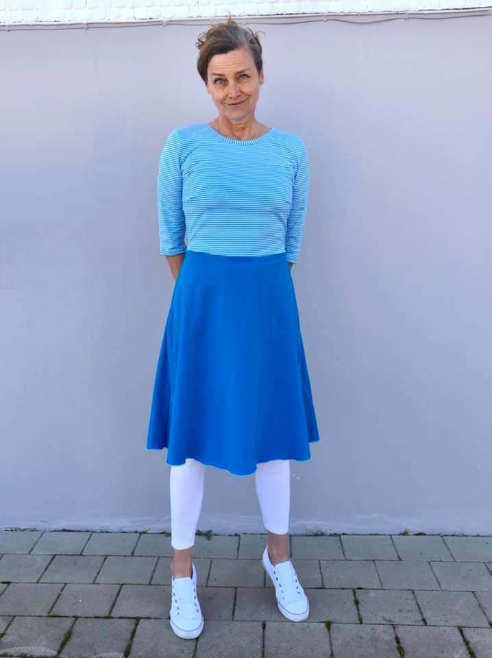 Schnittmuster Kleid mit ausgestelltem Rockteil PETROLINA (32-56) : - Sewando