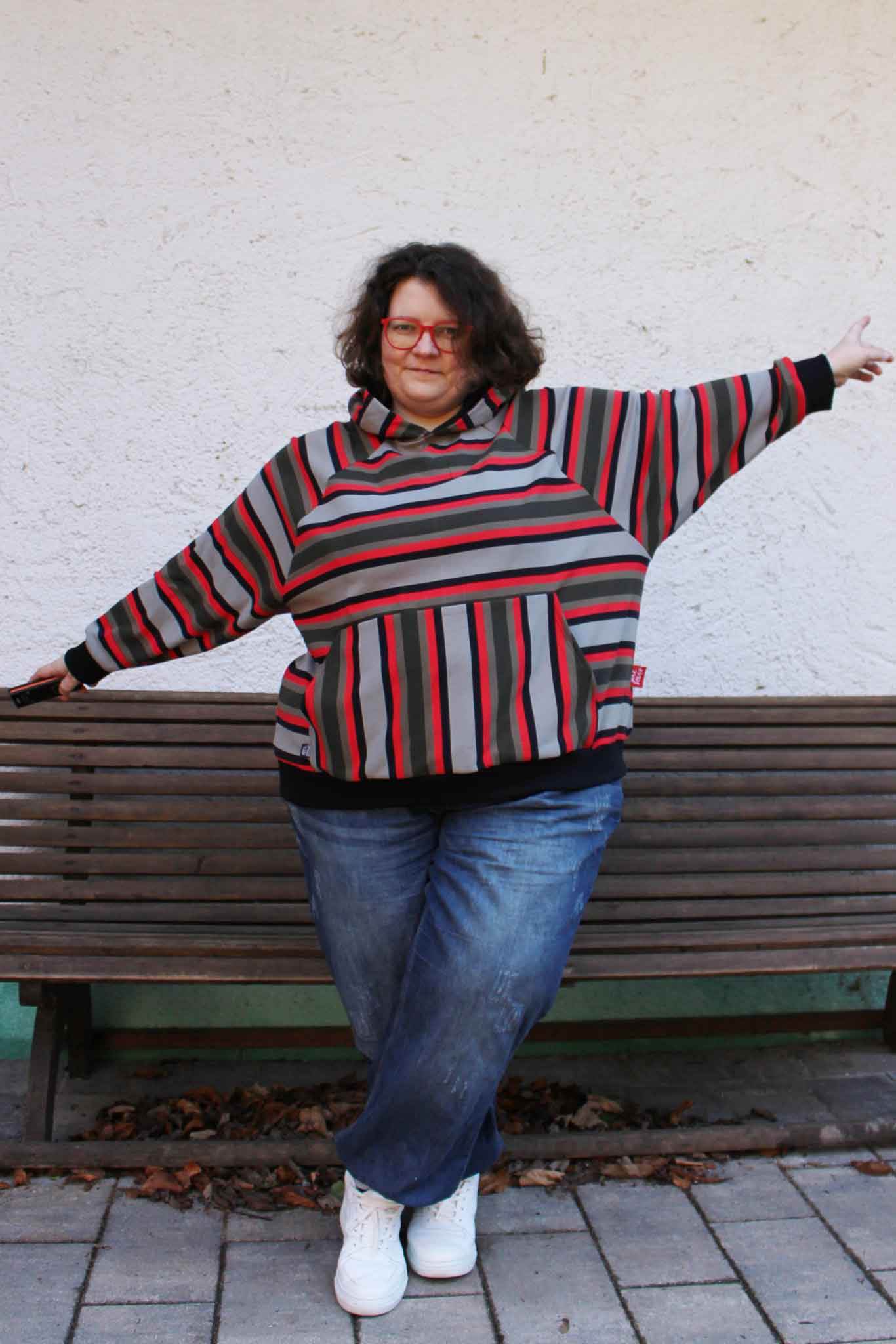 Schnittmuster Oversize Raglan Hoodie AVELA (XXS-5XL) : - Sewando