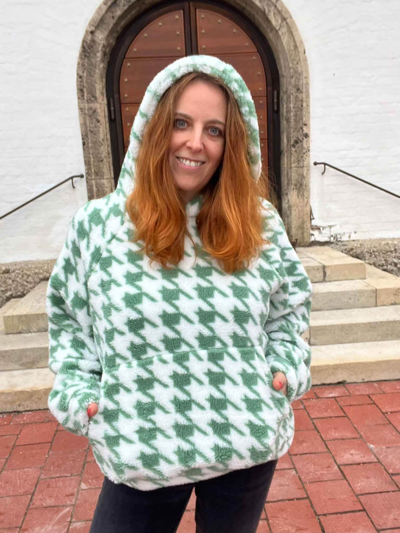 Schnittmuster Oversize Raglan Hoodie AVELA (XXS-5XL) : - Sewando
