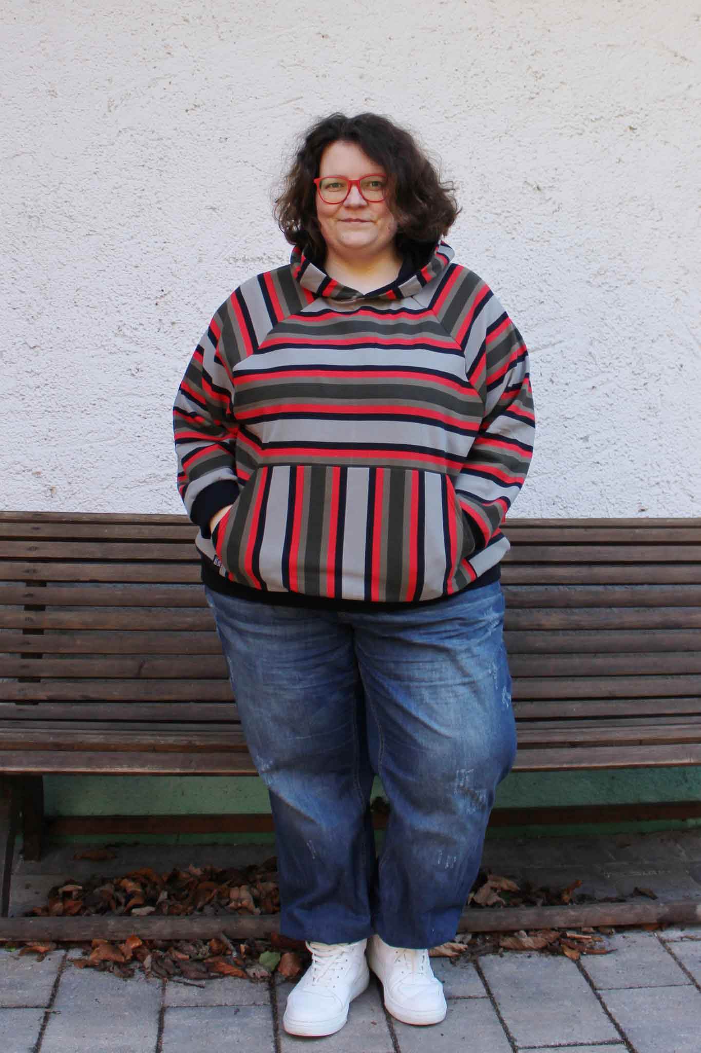 Schnittmuster Oversize Raglan Hoodie AVELA (XXS-5XL) : - Sewando