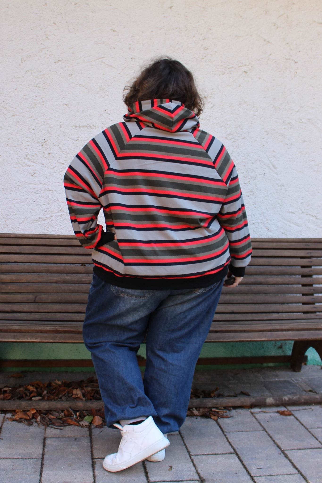Schnittmuster Oversize Raglan Hoodie AVELA (XXS-5XL) : - Sewando