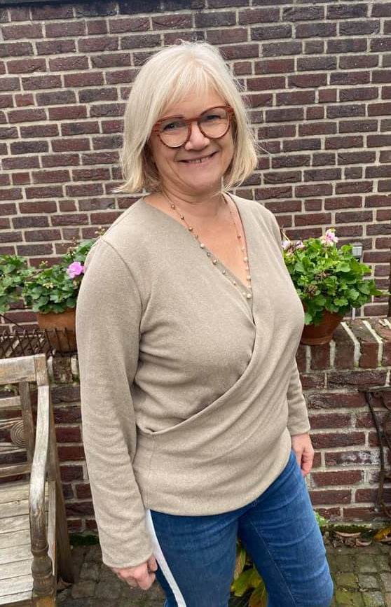 Schnittmuster Pullover in Wickeloptik MARAJO (34-56) : - Sewando