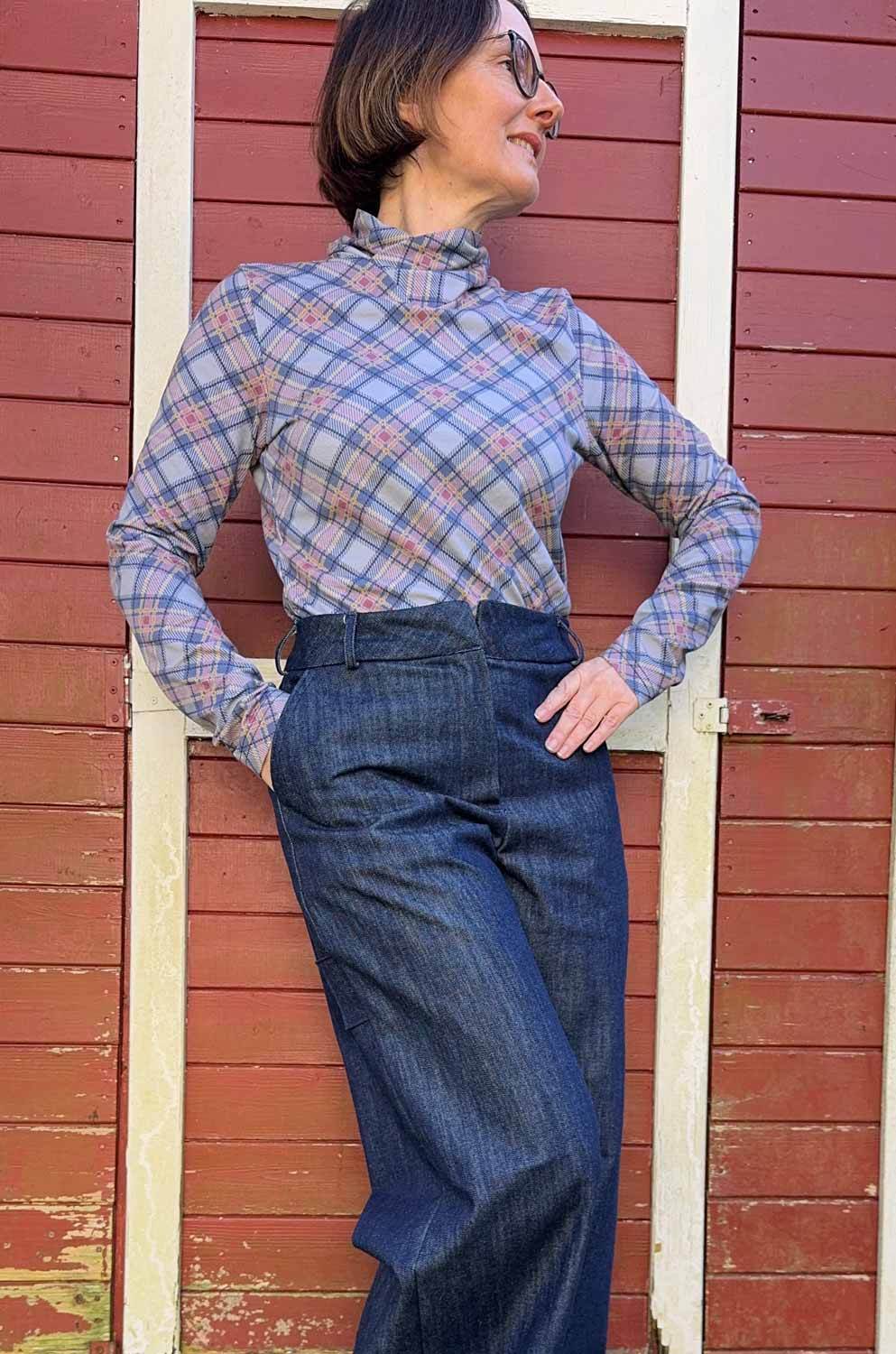 Schnittmuster Rollkragenshirt „Im Blütenkelch verborgen“ Damen Gr. 32 - 62 - Sewando