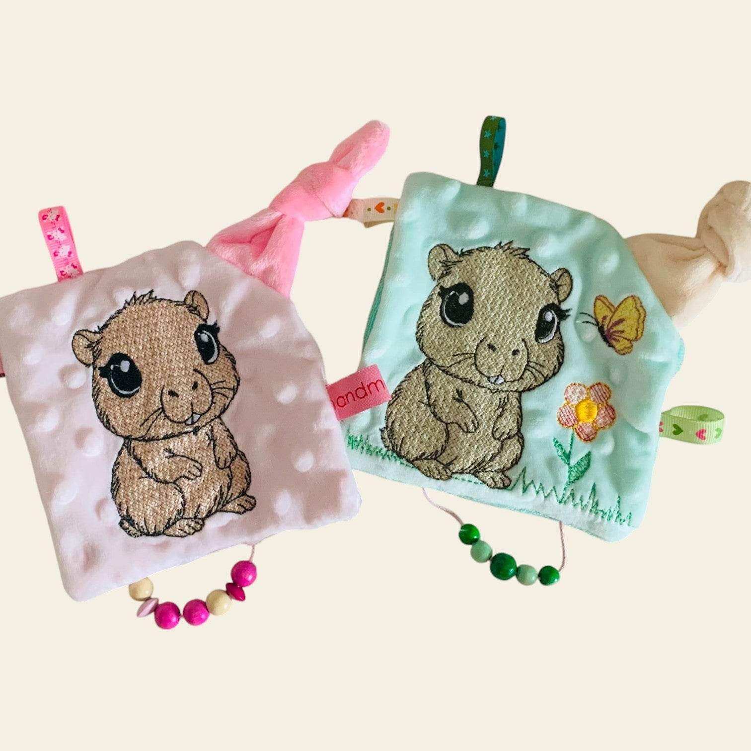 Stickdatei Capybara Schnullertuch Set 2517 - Sewando
