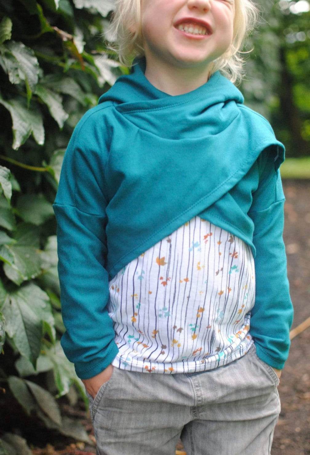 KOMBI E-Book cropped Hoodie Gr. 68 - 140 - Sewando