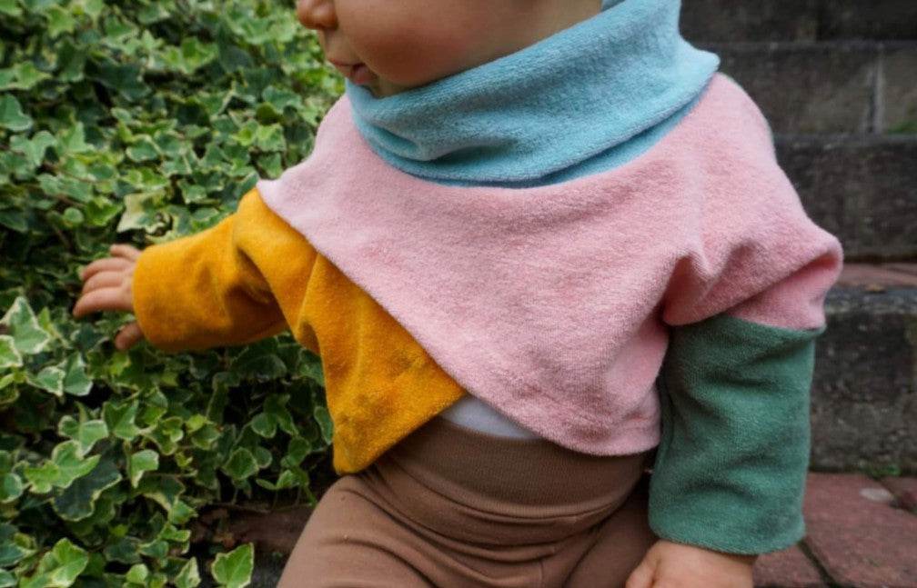 KOMBI E-Book cropped Hoodie Gr. 68 - 140 - Sewando