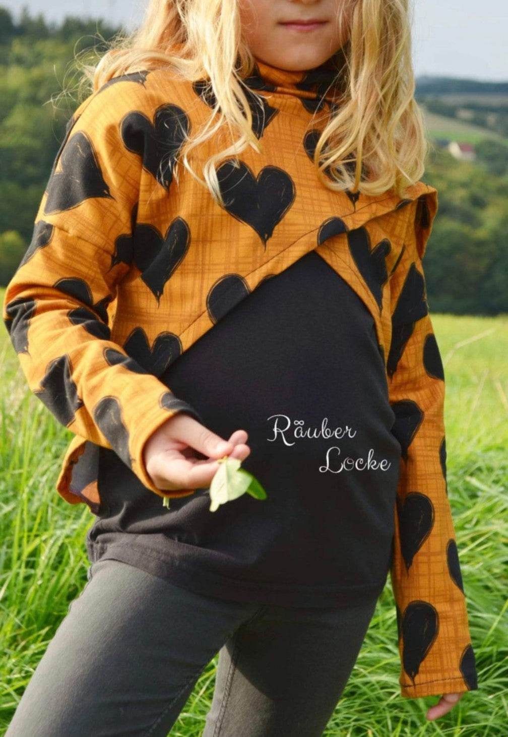 KOMBI E-Book cropped Hoodie Gr. 68 - 140 - Sewando