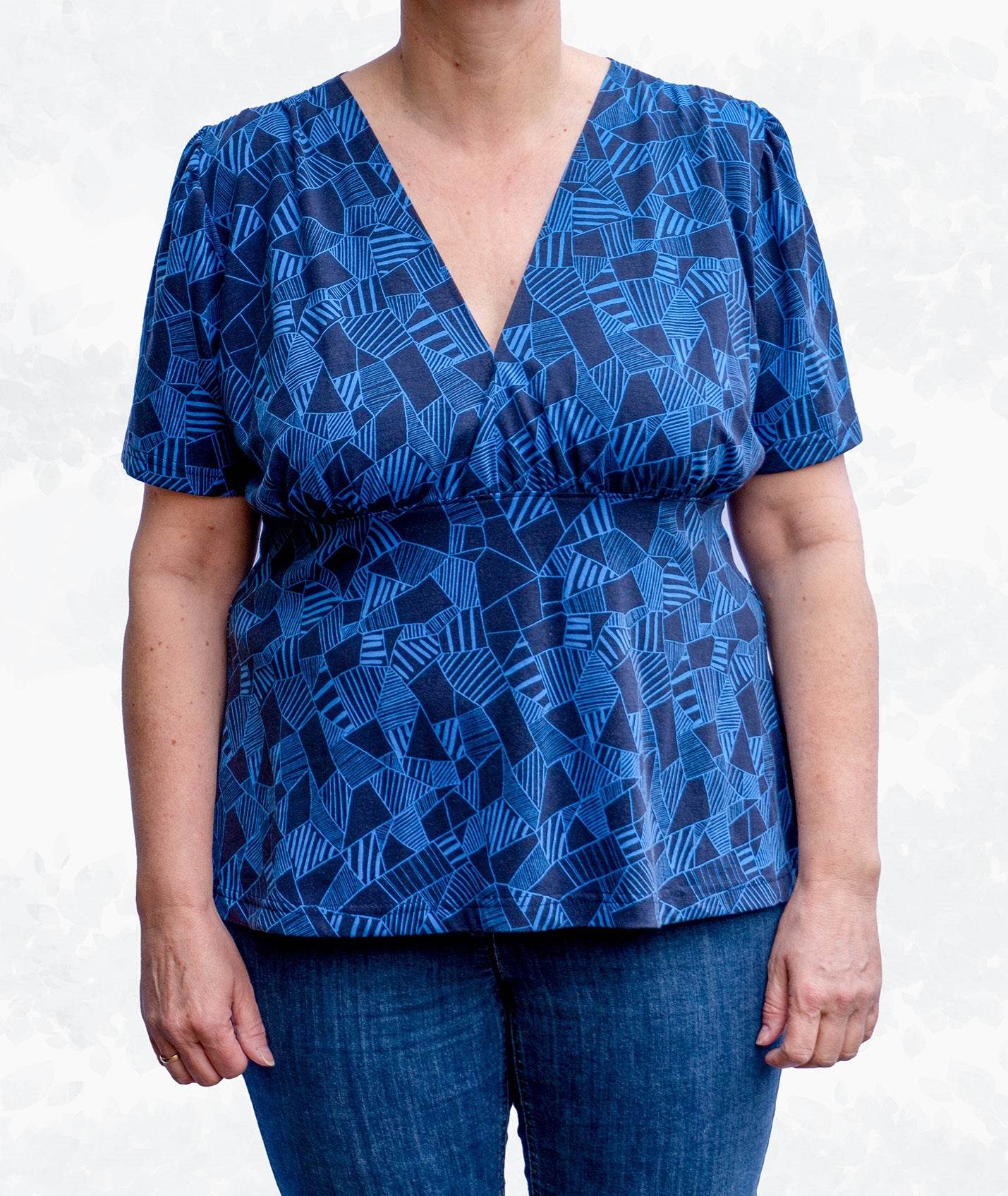Selina – Feminines Shirt mit Kräuselungen & V-Ausschnitt Gr. 34-50 / BU 80-116 - Sewando
