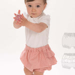 Schnittmuster Baby Twinset Babykleid Hängerchen und Pumphose - süßes Baby in Rüschen-Pumphose mit Spielzeug