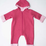 Digitales Nähmuster Baby Kleidung Design PDF Download Jumpsuit Kollektion Säuglingskleidung Nähprojekt Bundle Größenbereich Ein Monat bis Achtzehn Monate Reißverschluss Design Optionen Bündchen Variationen Komplette Anleitung Sofortiger Download Format