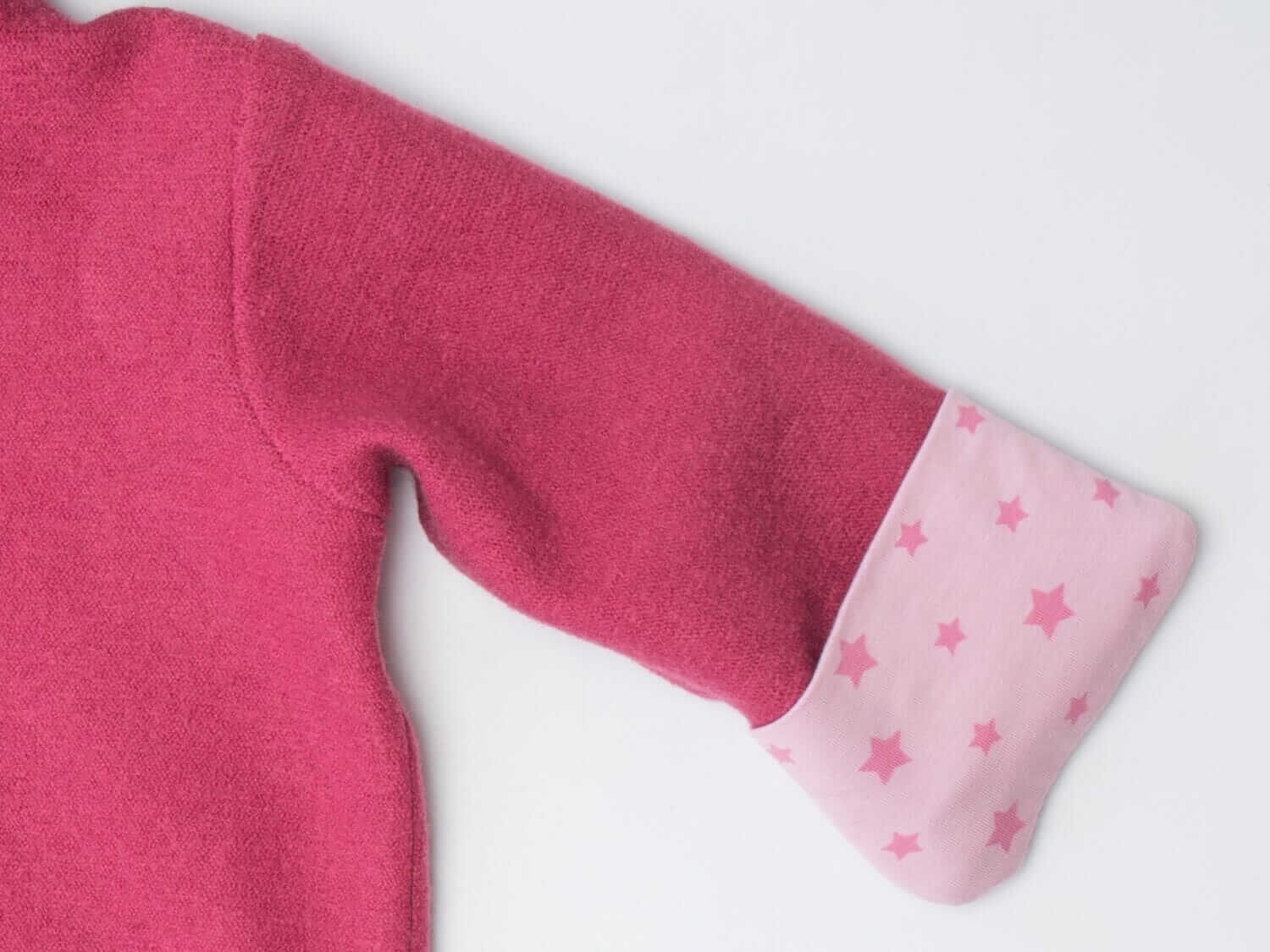 Digitales Nähmuster Baby Kleidung Design PDF Download Jumpsuit Kollektion Säuglingskleidung Nähprojekt Bundle Größenbereich Ein Monat bis Achtzehn Monate Reißverschluss Design Optionen Bündchen Variationen Komplette Anleitung Sofortiger Download Format
