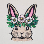 Stickdatei Set Easter Bunnies, Hase 2 Versionen, Blumenranken, Schriftzug Frohe Ostern und ITH Schild - Sewando