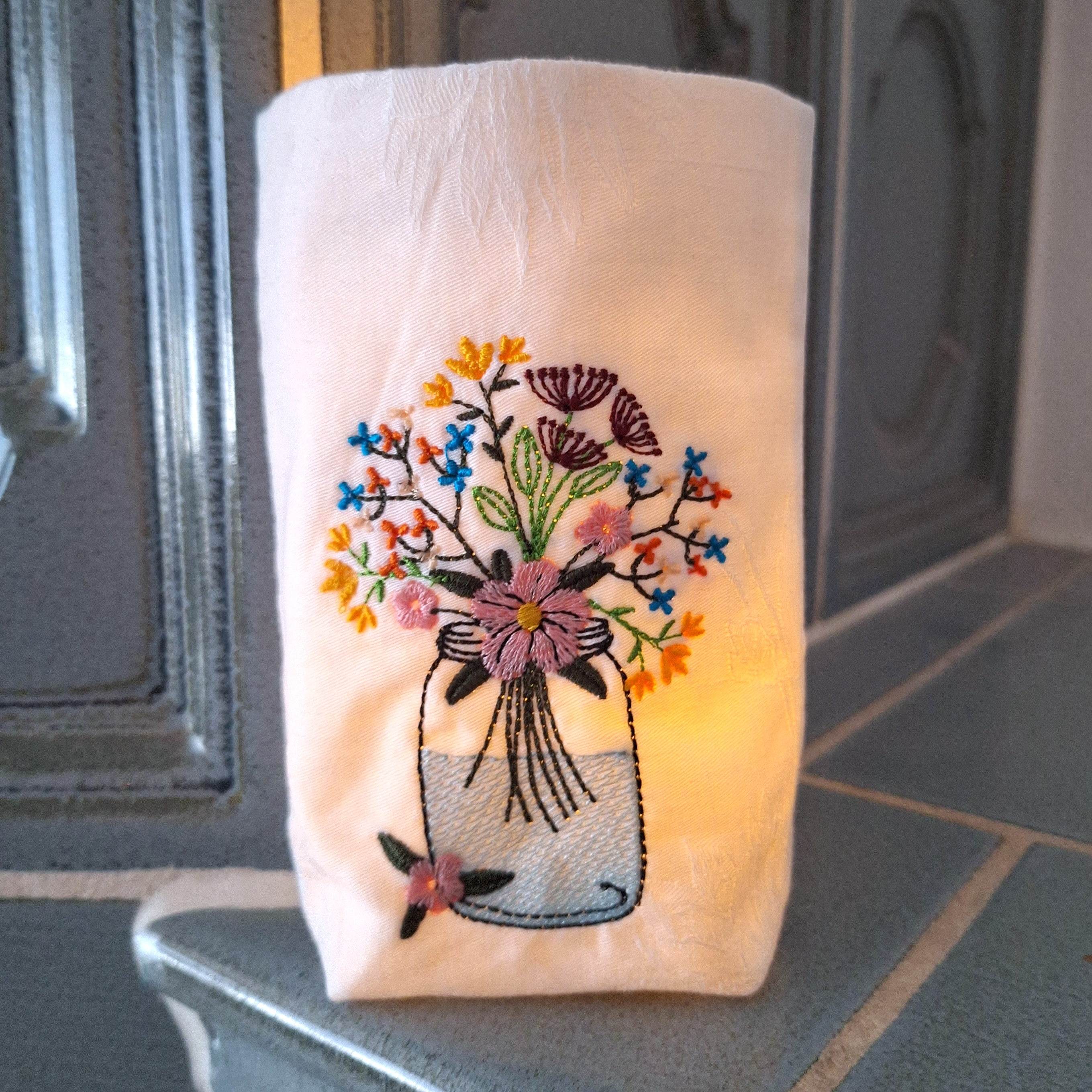 Stickdatei Vase Blumenglas Blumen - Sewando