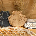 Stickdatei Muschel Tasche für 10x10 Rahmen mit Reißverschluss, In The Hoop Junior Shell Bag - Sewando