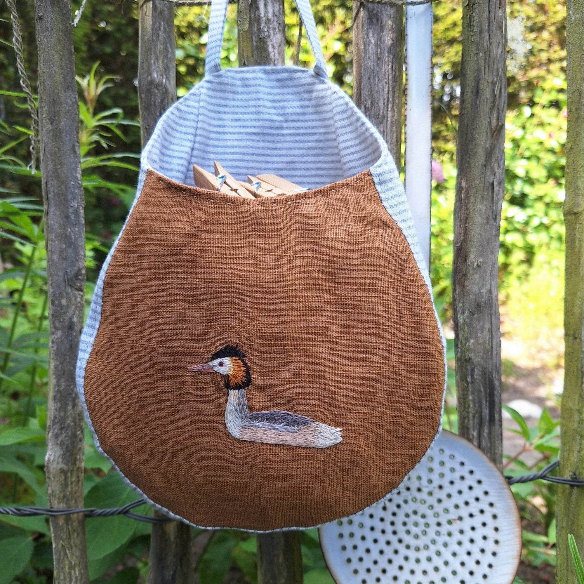 Handstickvorlage HAUBENTAUCHER - Sewando