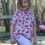 Schnittmuster timtom No.33 Shirt mit Vokuhila-Saum und optionalen Strick- oder Häkeldetails Gr.86-128 - Sewando