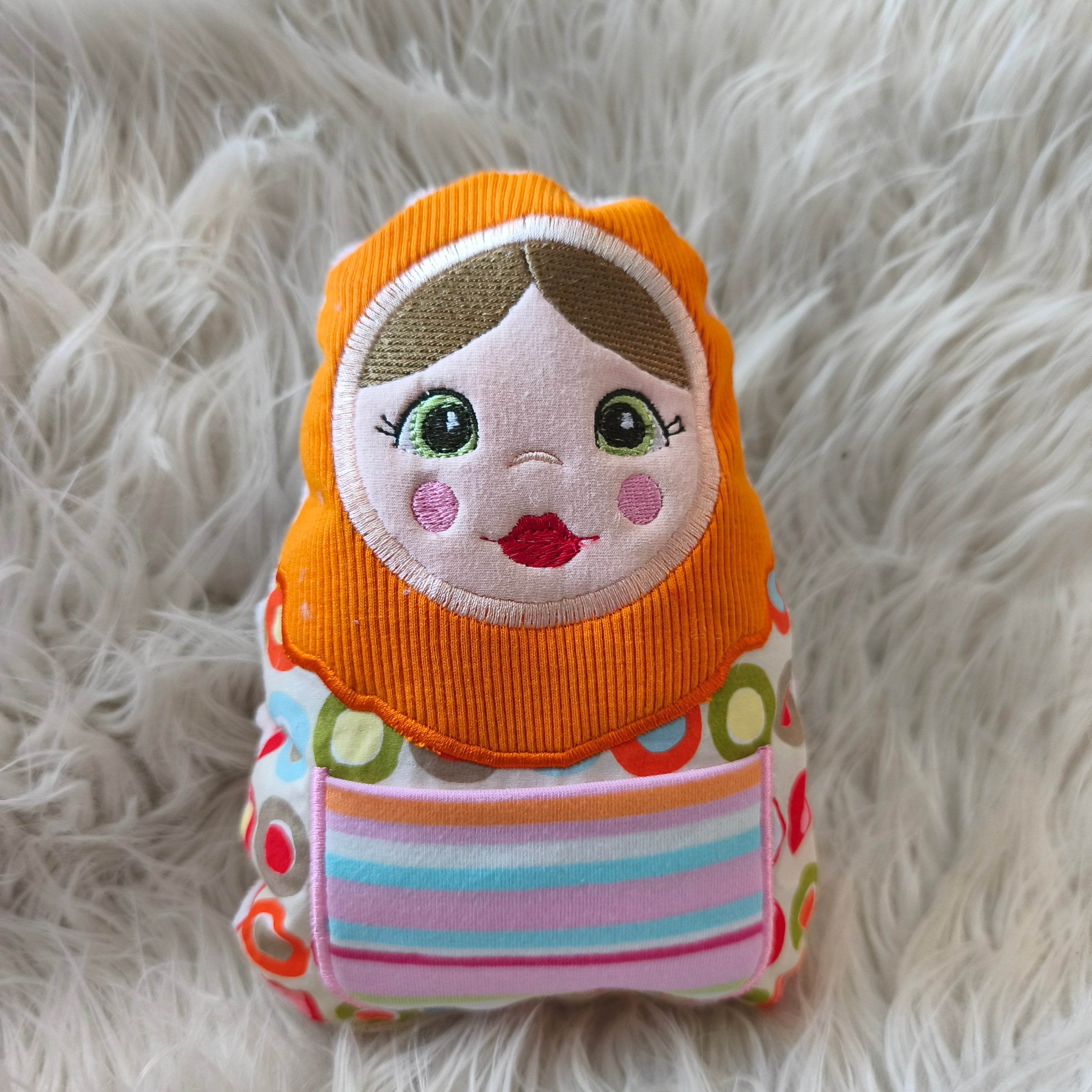 Stickdatei Matroschka mit Tasche Set 2520 - Sewando