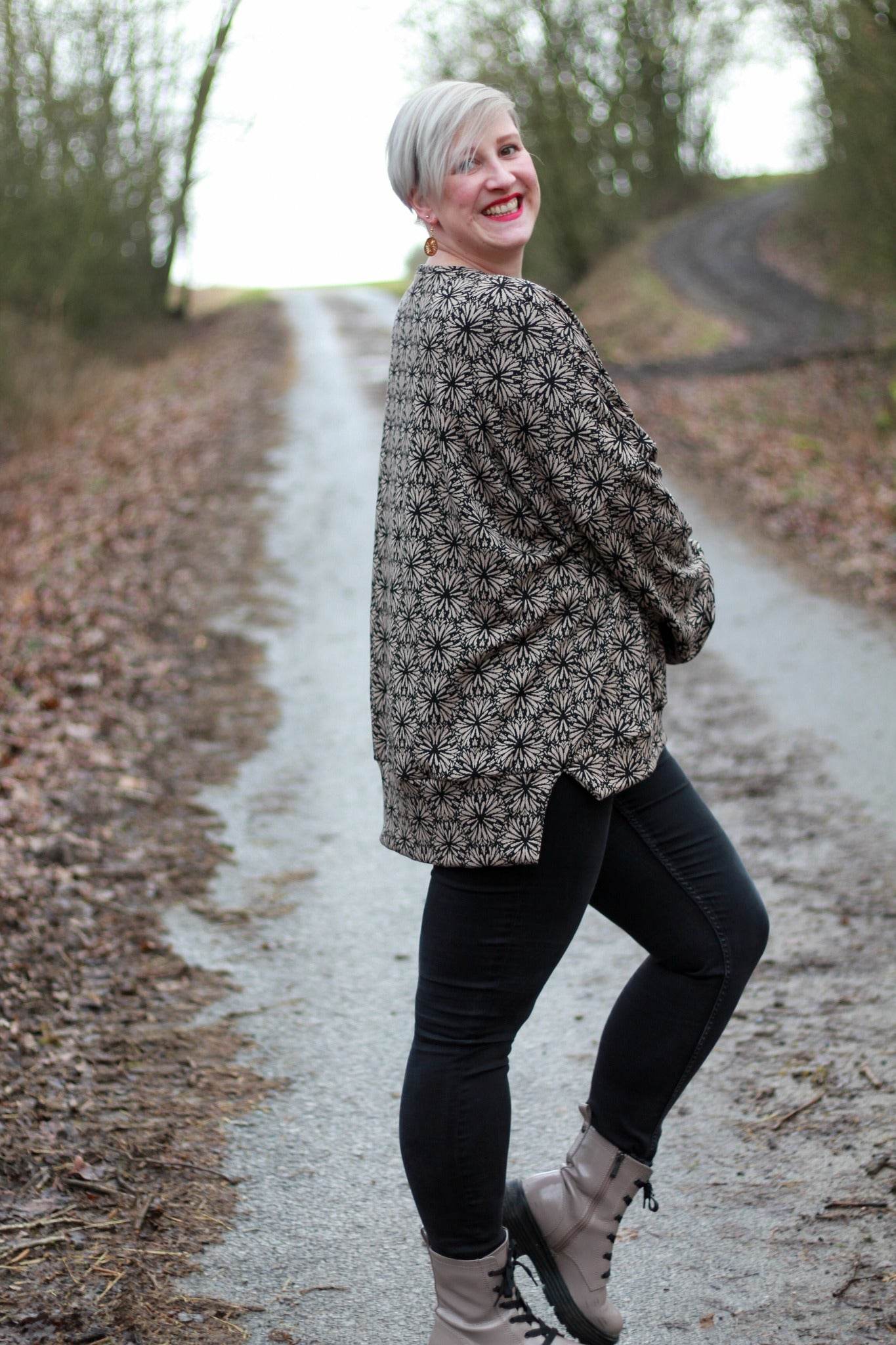 Schnittmuster Sweater Stor Gr. 32-50 - Sewando