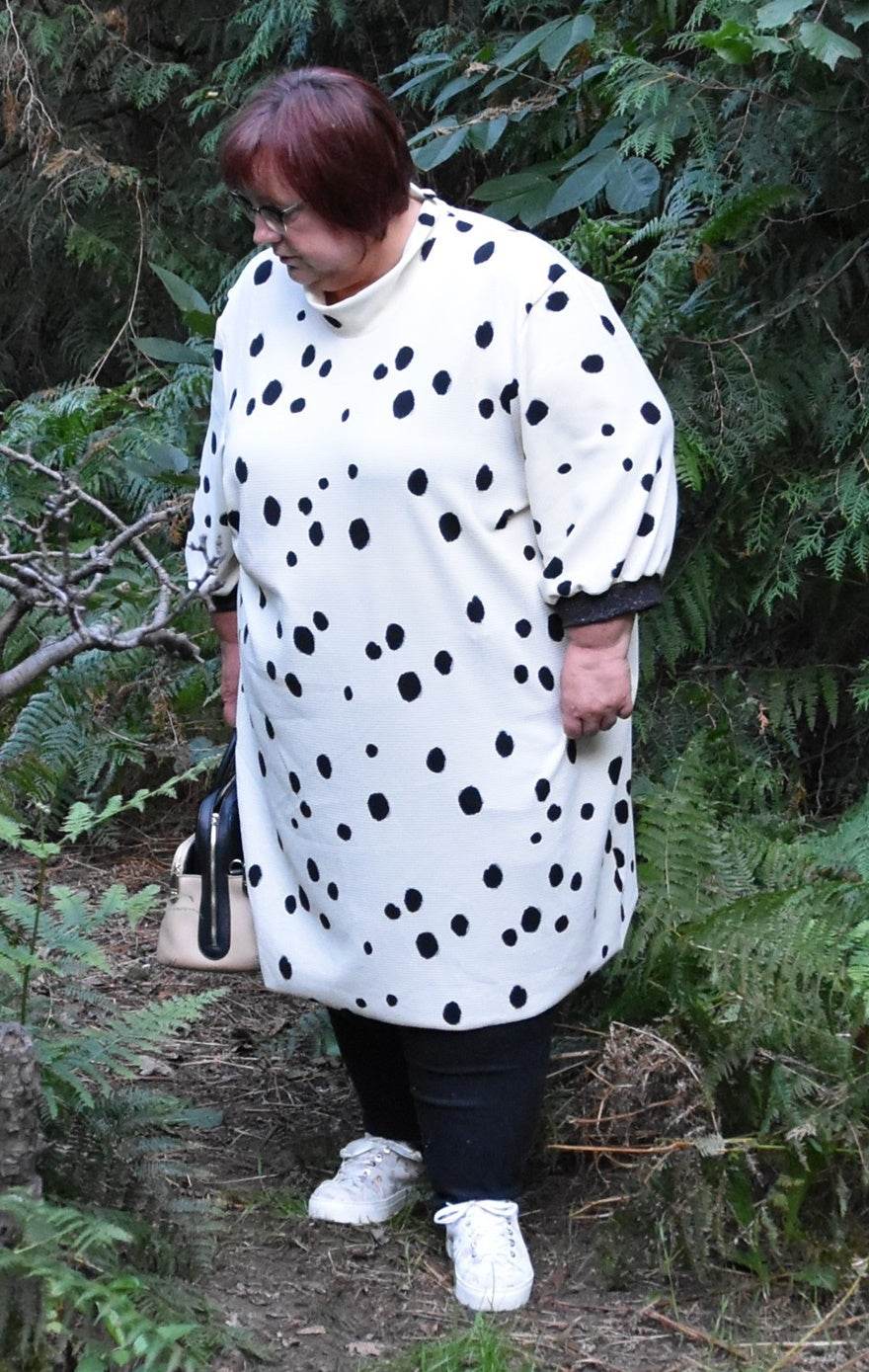 Hoody&Kleid DALINA Schnittmuster+Nähanleitung Gr. 44-58 | BU 116-155 CM : - Sewando