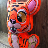 ITH Plüschtier „Tiger Lilli“ | Für 16x26 Rahmen | In-the-Hoop Plushie | Stickdatei | Embroidery Design | alle Formate | Sofort-Download