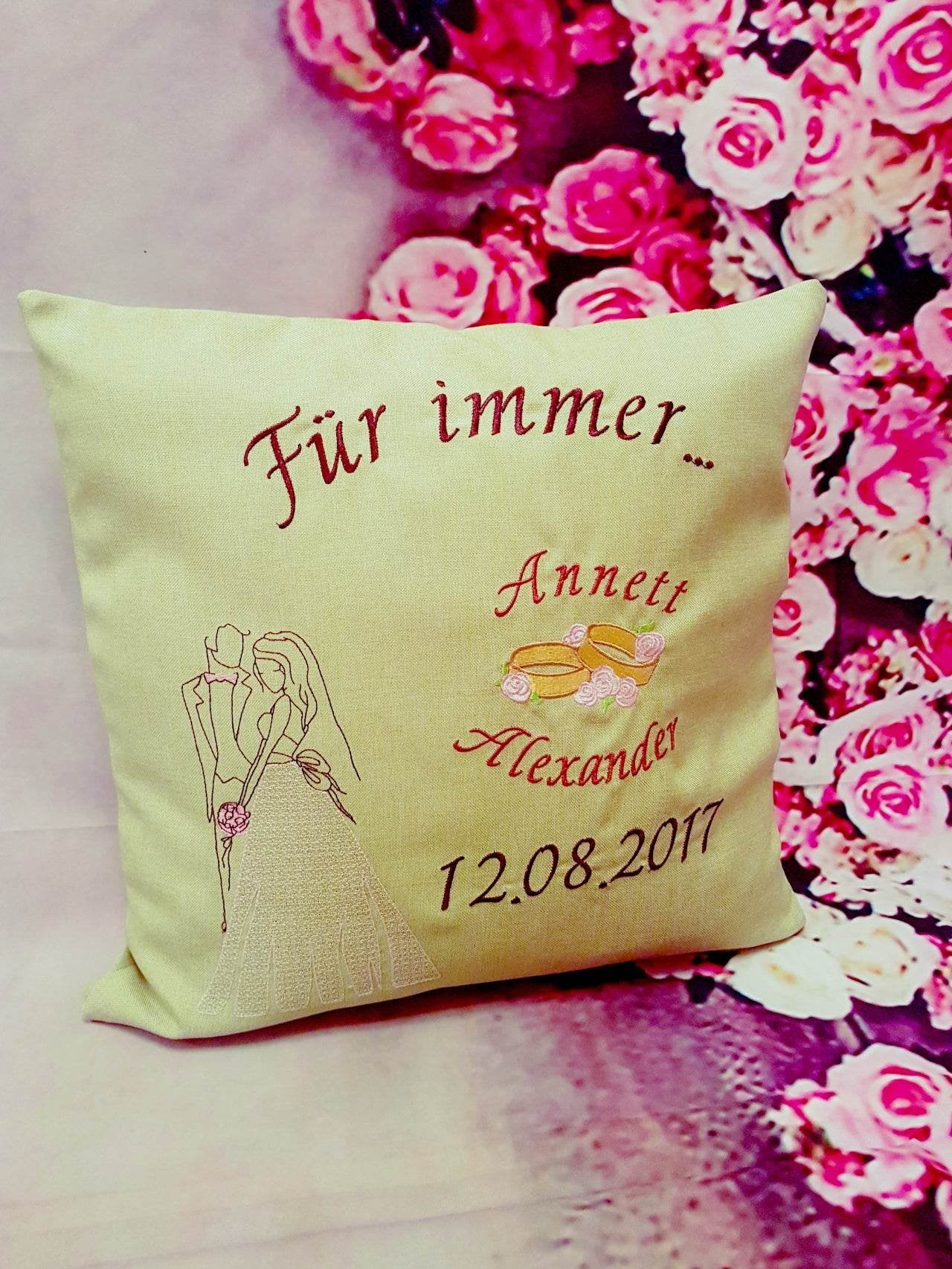 Brautpaar Stickdatei – Zartes Hochzeitsmotiv für romantische Stickprojekte - Sewando
