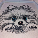 Stickdatei  - Weniger Stiche Pomeranian "Lou"  -realistisch - FÜR HELLE STOFFE