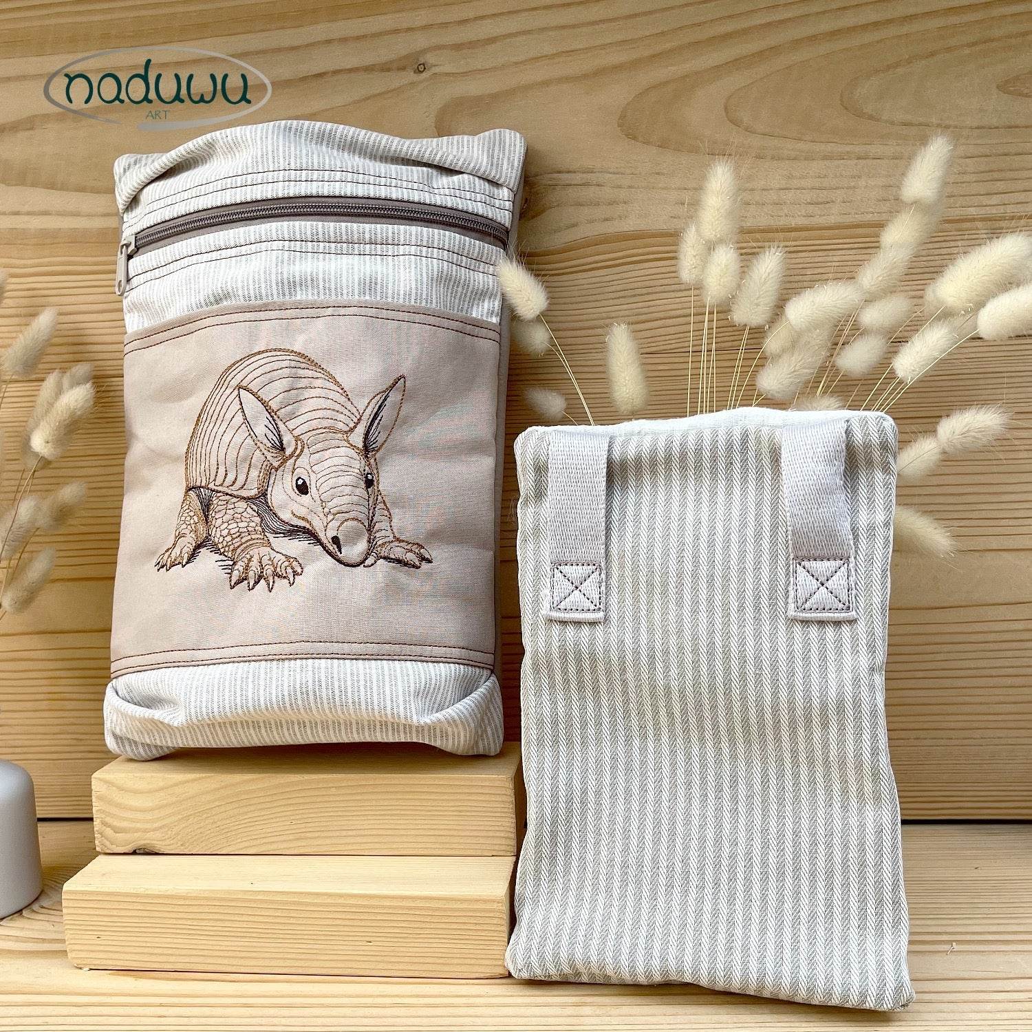 Stickdatei BoxyDillo Bag 15x20, ITH Tasche mit Reißverschluss - Sewando